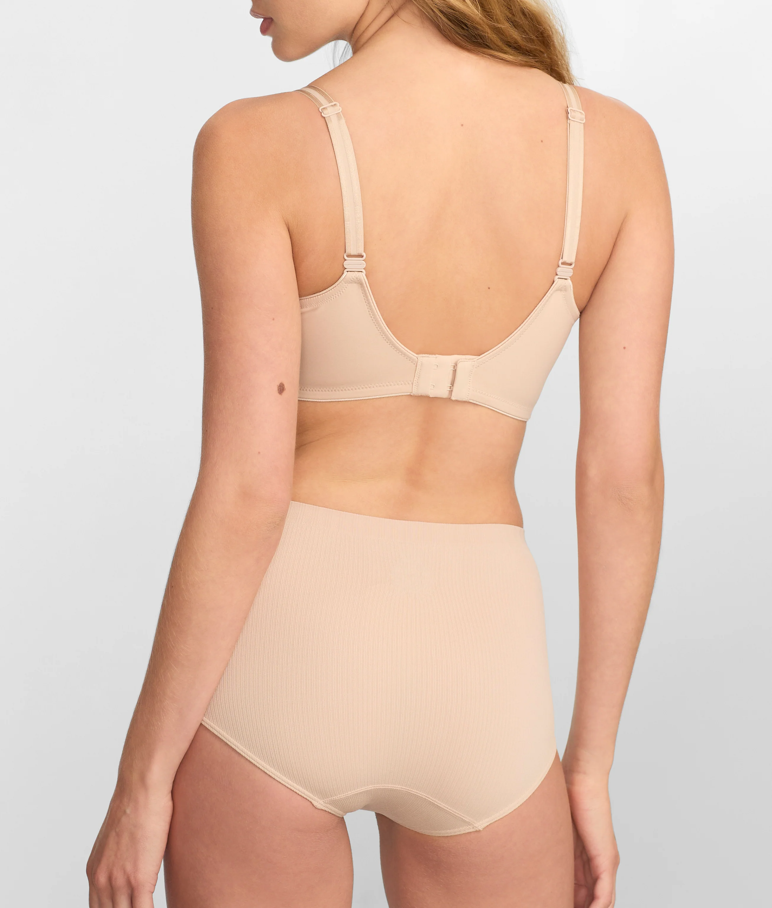 The Easy Everyday Seamless Brief - Image 21