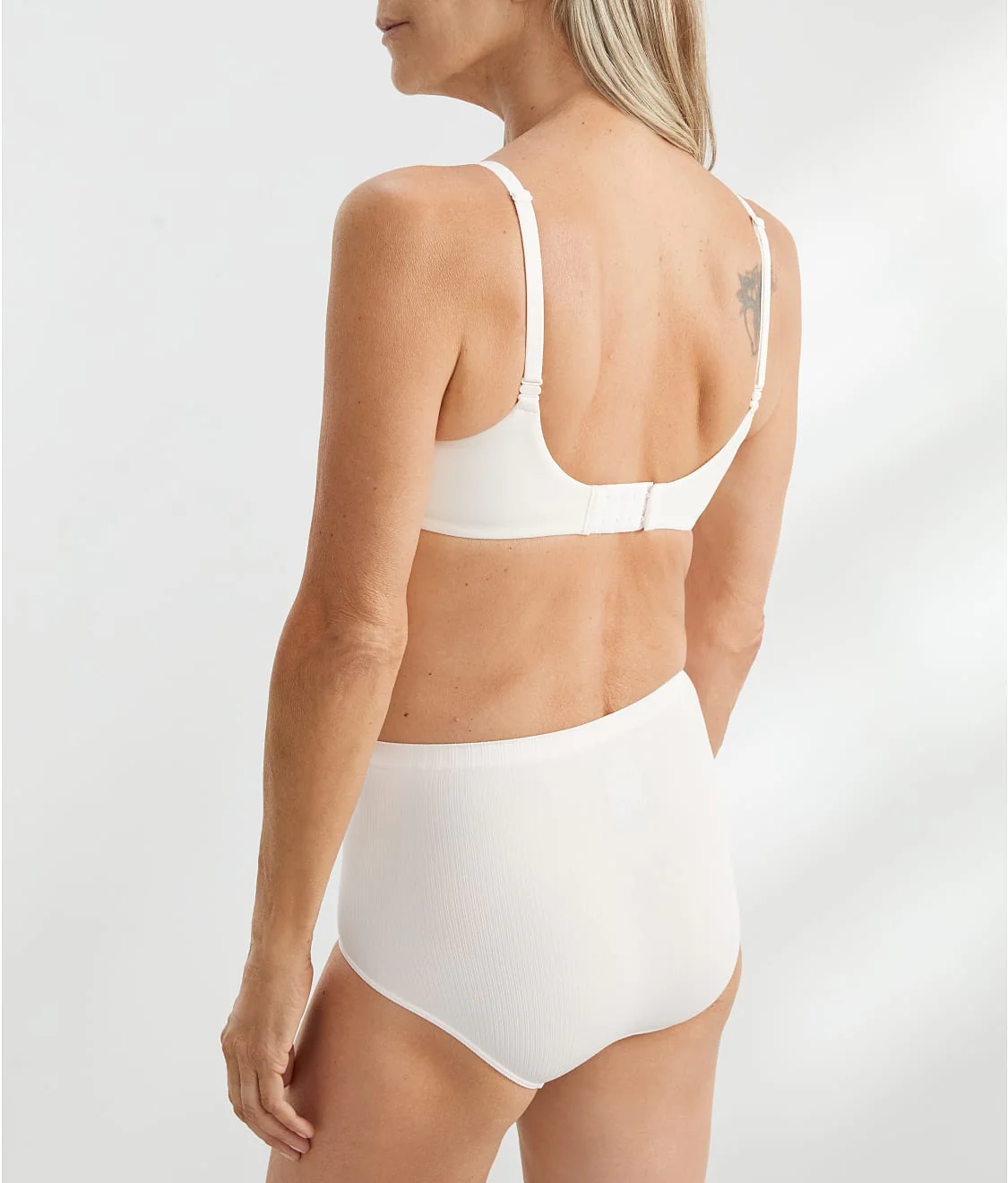 The Easy Everyday Seamless Brief - Image 24