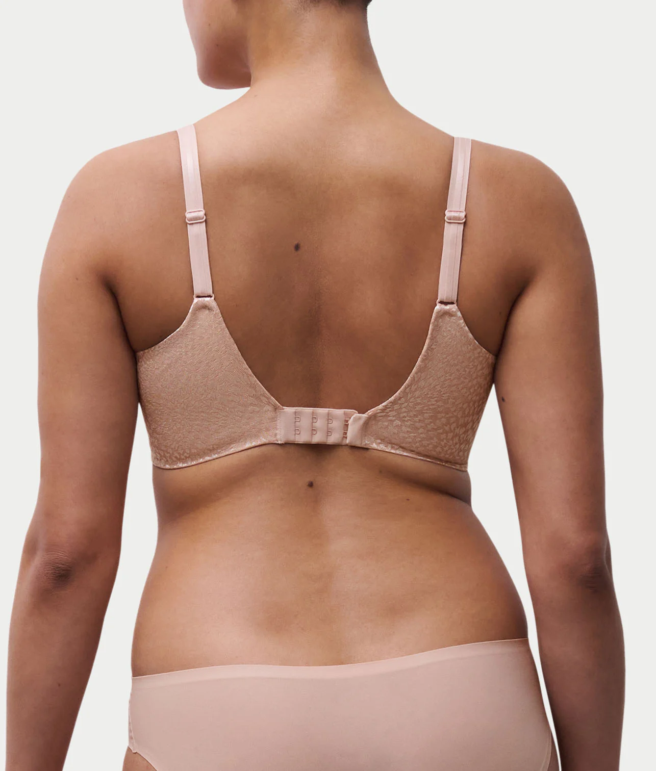 Magique Back-Smoothing Wire-Free Minimizer Bra - Image 7