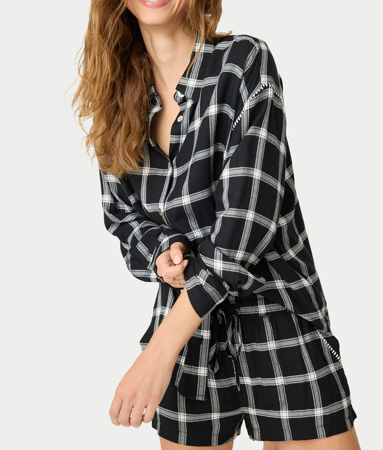 Cozy & Chic Woven Plaid Pajama Shorts Set - Image 5