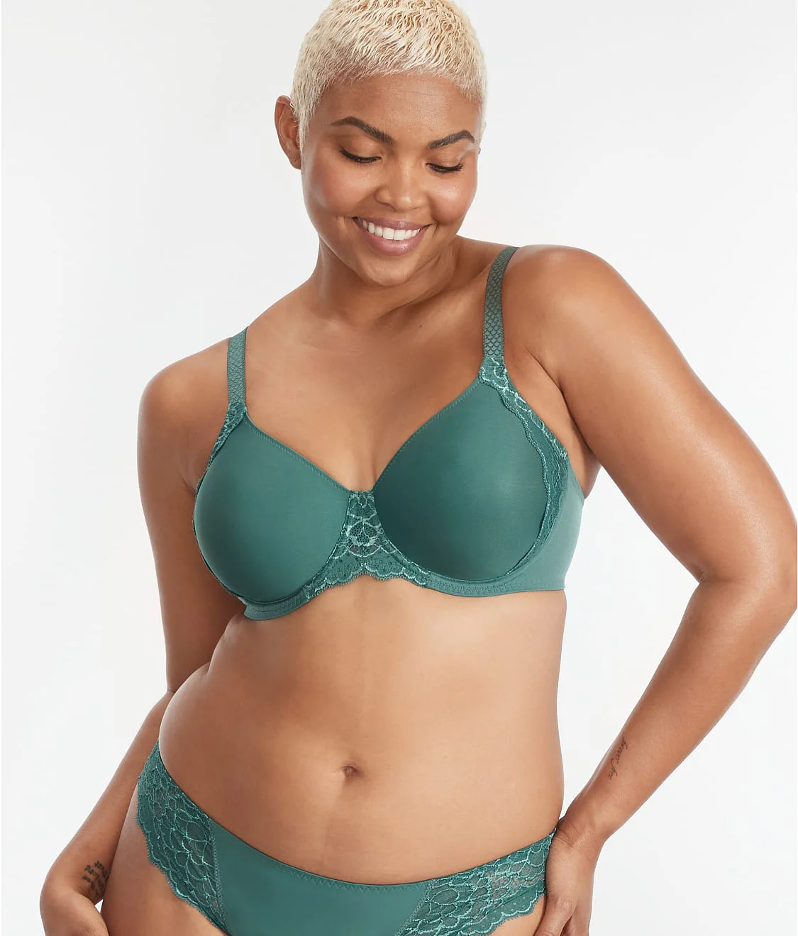 Caresse Minimizer Bra - Image 20