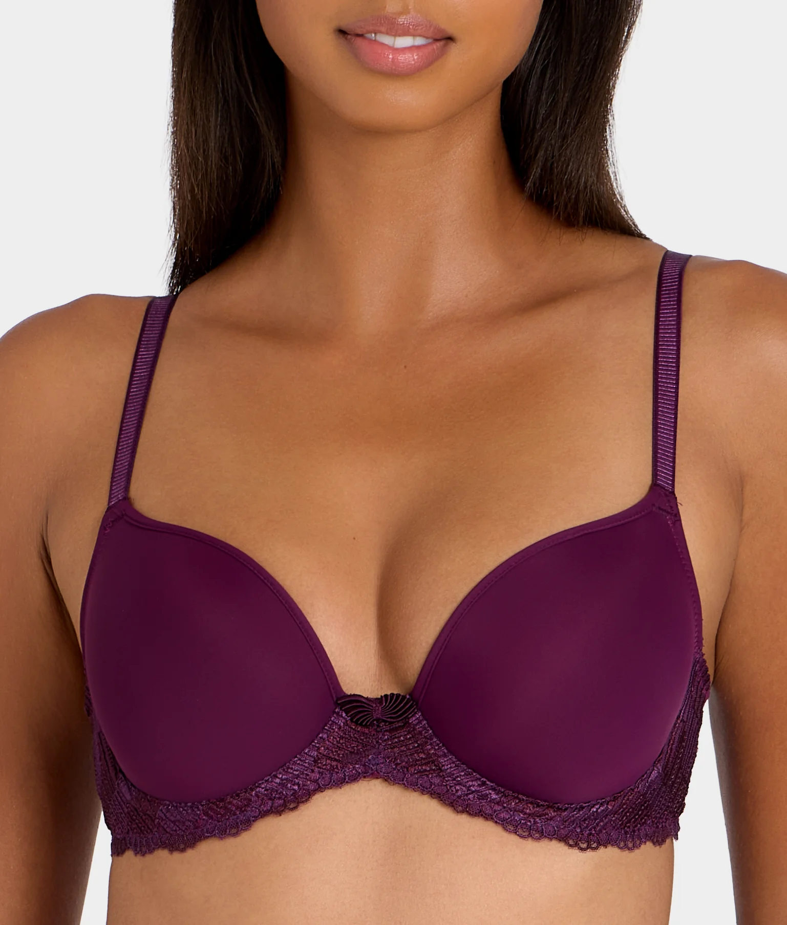 La Femme Plunge T-Shirt Bra - Image 11